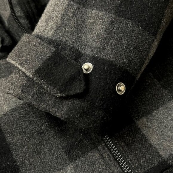 GAP Wool Blend Black & Gray Plaid Insulated Full Zip Jacket Coat Y2K Size XS - Picture 4 of 9